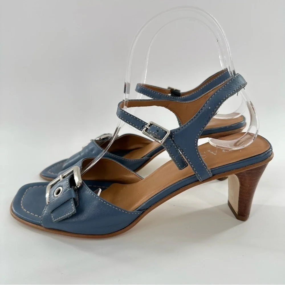 Bass womens heels size 8 cornflower blue leather buckle vintage 90s Y2k